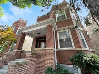 2431 N Kostner Avenue 1, Chicago, IL 60639