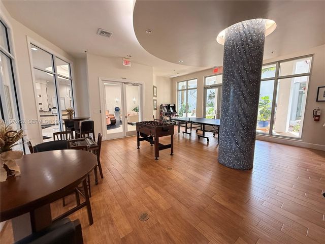 1830 Radius Dr 817, Hollywood, FL 33020