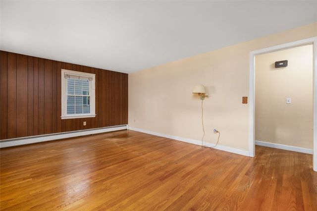 25 Honeywell Lane, Cumberland, RI 02864