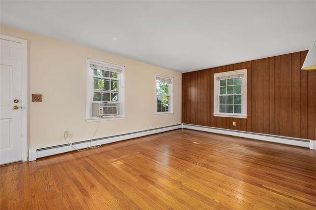 25 Honeywell Lane, Cumberland, RI 02864