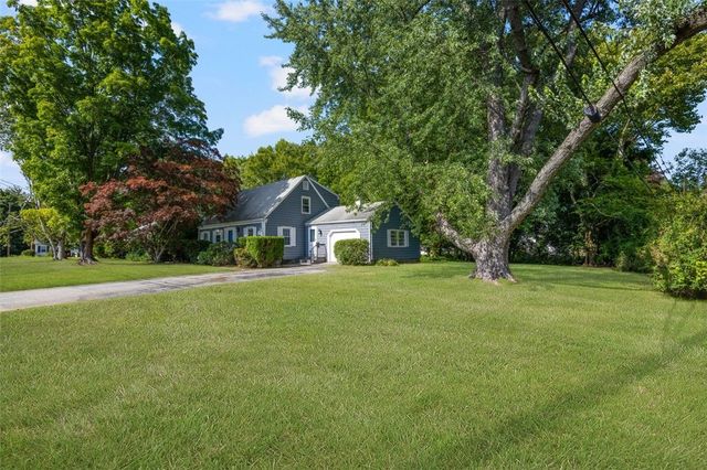 25 Honeywell Lane, Cumberland, RI 02864