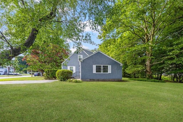 25 Honeywell Lane, Cumberland, RI 02864