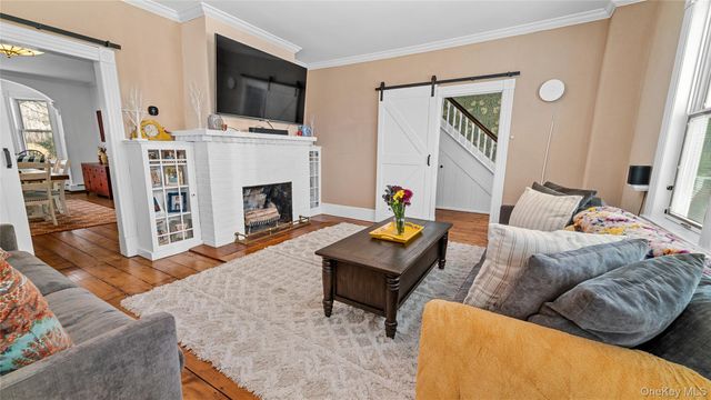 1055 Bridge Pointe Lane, Yorktown Heights, NY 10598