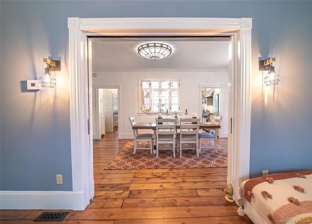 1055 Bridge Pointe Lane, Yorktown Heights, NY 10598