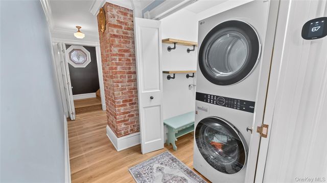 1055 Bridge Pointe Lane, Yorktown Heights, NY 10598