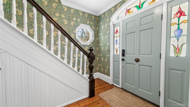 1055 Bridge Pointe Lane, Yorktown Heights, NY 10598