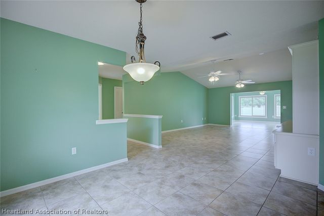 3061 N Twin Lakes Drive, Avon Park, FL 33825