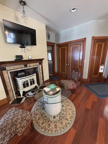 206 W RANDOLPH STREET, Rosholt, WI 54473