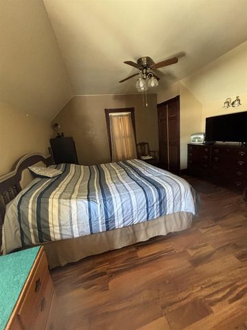 206 W RANDOLPH STREET, Rosholt, WI 54473