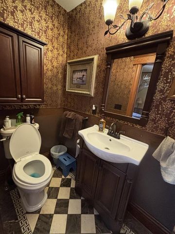 206 W RANDOLPH STREET, Rosholt, WI 54473