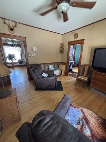 206 W RANDOLPH STREET, Rosholt, WI 54473