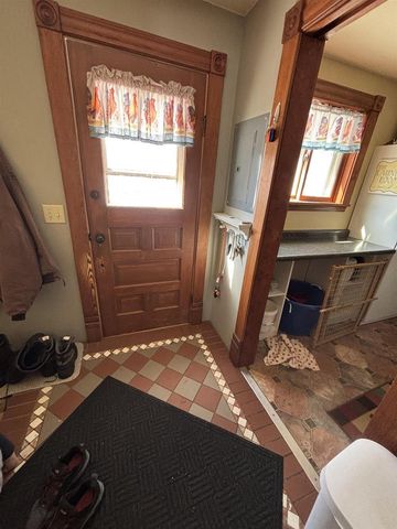 206 W RANDOLPH STREET, Rosholt, WI 54473