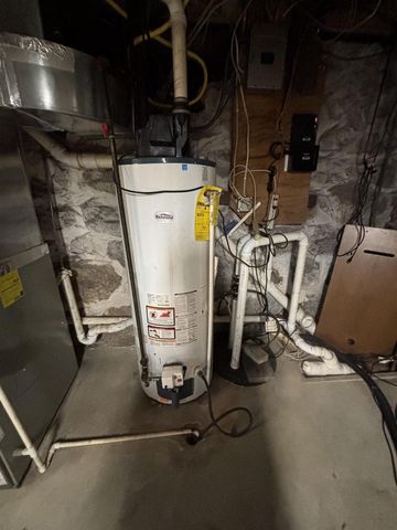 206 W RANDOLPH STREET, Rosholt, WI 54473