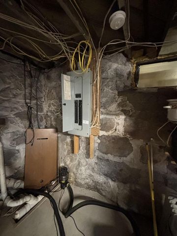 206 W RANDOLPH STREET, Rosholt, WI 54473