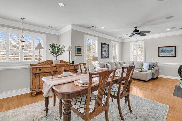 3552 Bagley Drive, Mount Pleasant, SC 29466