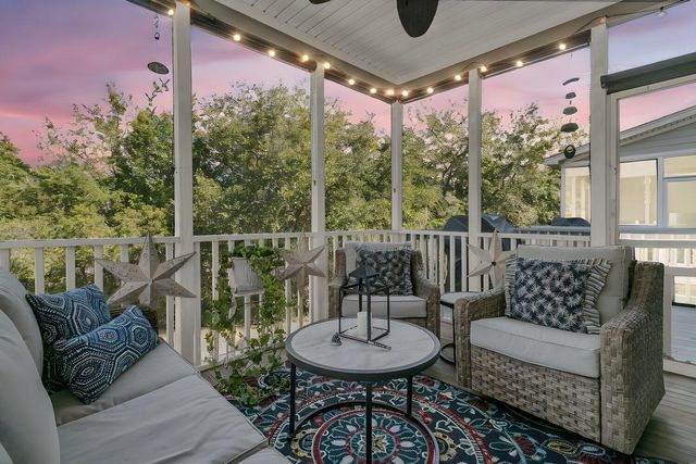 3552 Bagley Drive, Mount Pleasant, SC 29466