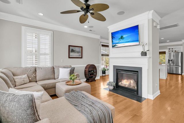 3552 Bagley Drive, Mount Pleasant, SC 29466