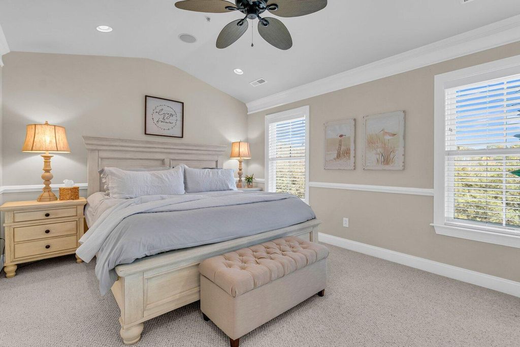 Image 22 of property listing at 3552 Bagley Drive, Mount Pleasant, SC 29466