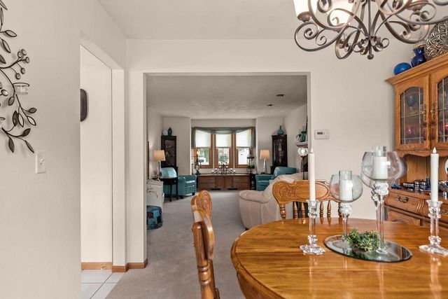 615 S WILD ROSE LANE, Appleton, WI 54914
