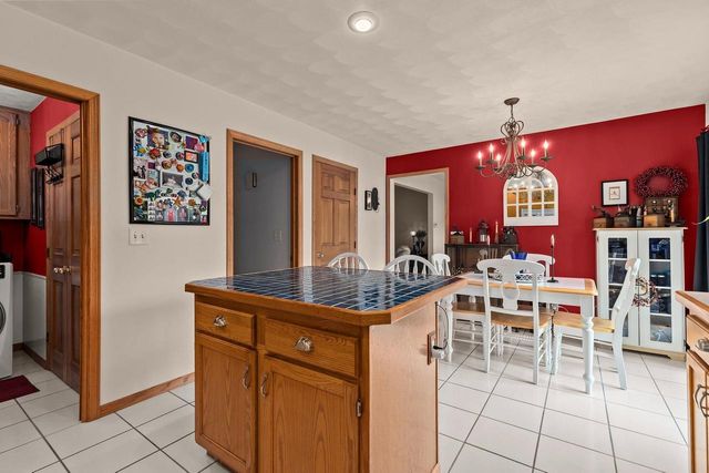 615 S WILD ROSE LANE, Appleton, WI 54914