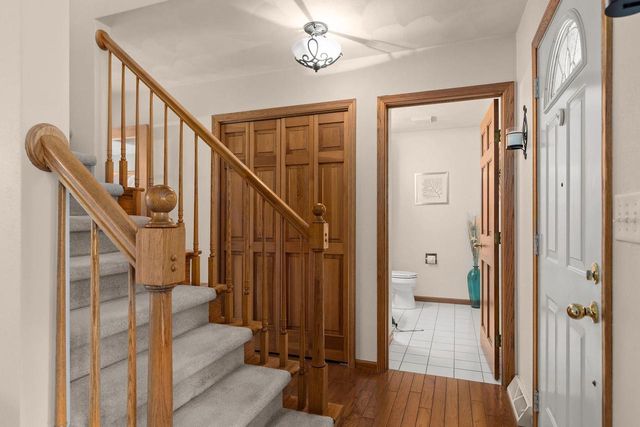 615 S WILD ROSE LANE, Appleton, WI 54914