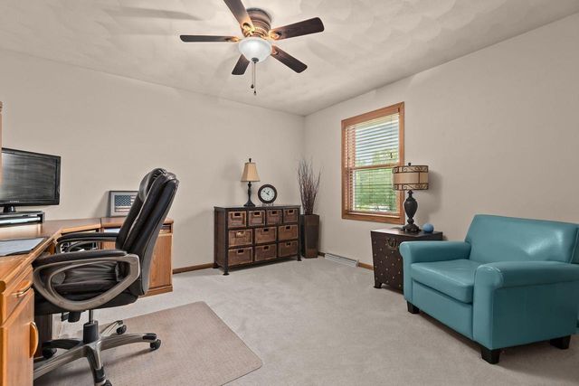 615 S WILD ROSE LANE, Appleton, WI 54914