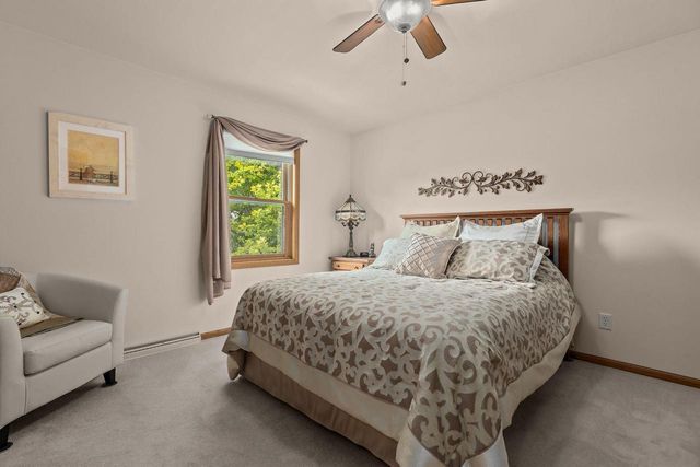 615 S WILD ROSE LANE, Appleton, WI 54914