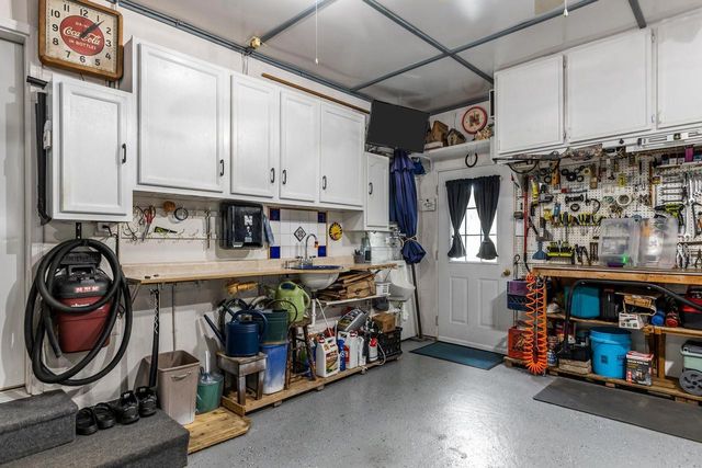 615 S WILD ROSE LANE, Appleton, WI 54914
