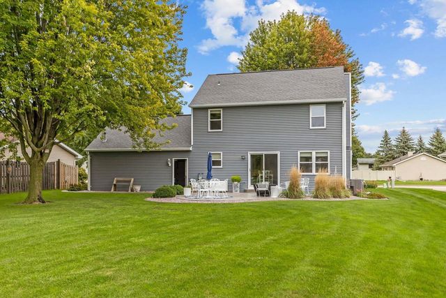 615 S WILD ROSE LANE, Appleton, WI 54914