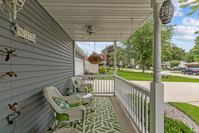 615 S WILD ROSE LANE, Appleton, WI 54914
