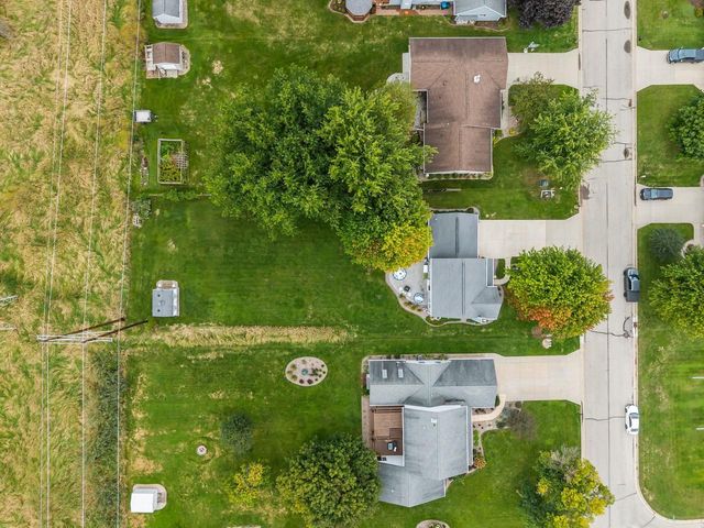 615 S WILD ROSE LANE, Appleton, WI 54914
