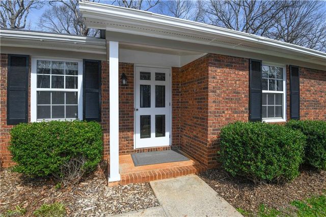 2108 Tarrywood Drive, Greensboro, NC 27455