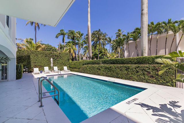 354 Chilean Avenue 4d, Palm Beach, FL 33480