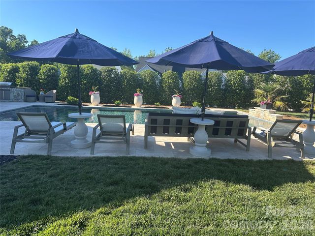 13209 Oak Farm Lane, Huntersville, NC 28078