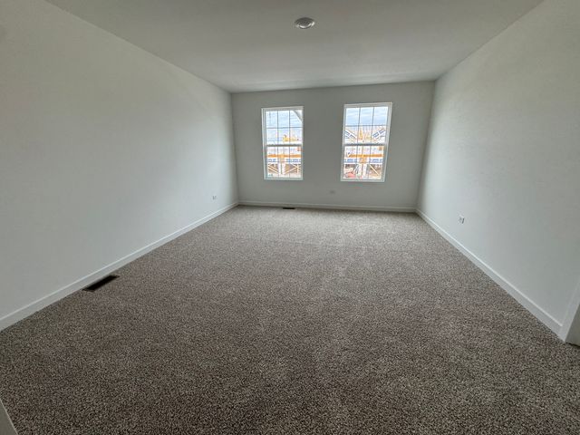 1703 baler Avenue 1703, Aurora, IL 60503