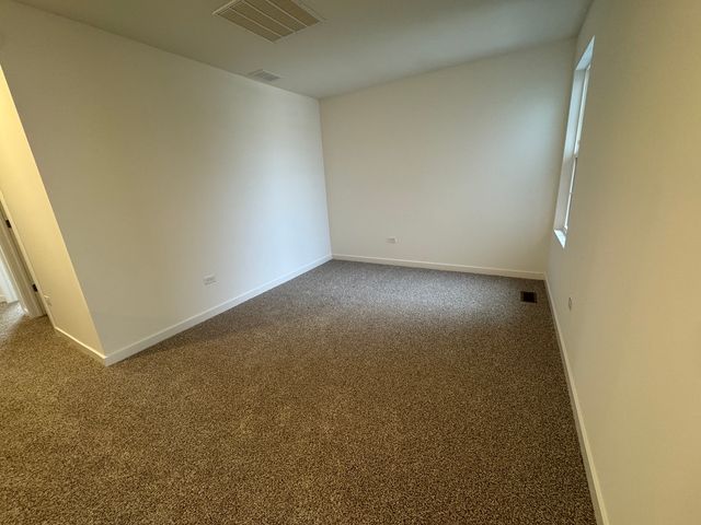1703 baler Avenue 1703, Aurora, IL 60503
