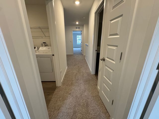 1703 baler Avenue 1703, Aurora, IL 60503