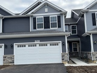 1703 baler Avenue 1703, Aurora, IL 60503