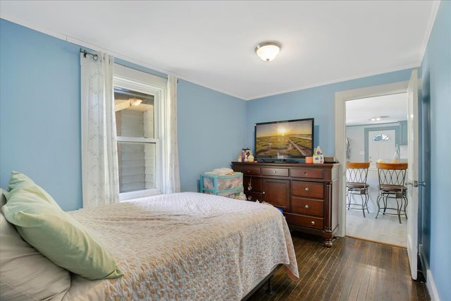 160 Lincoln Road, Hyannis, MA 02601