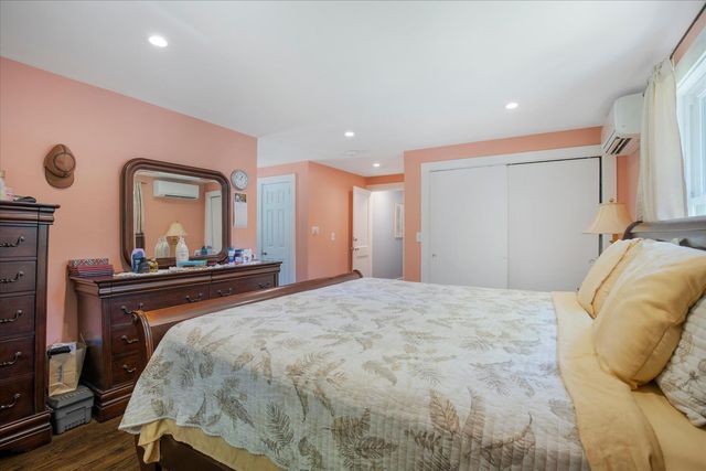160 Lincoln Road, Hyannis, MA 02601