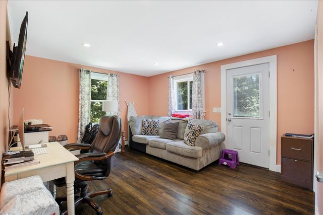 160 Lincoln Road, Hyannis, MA 02601