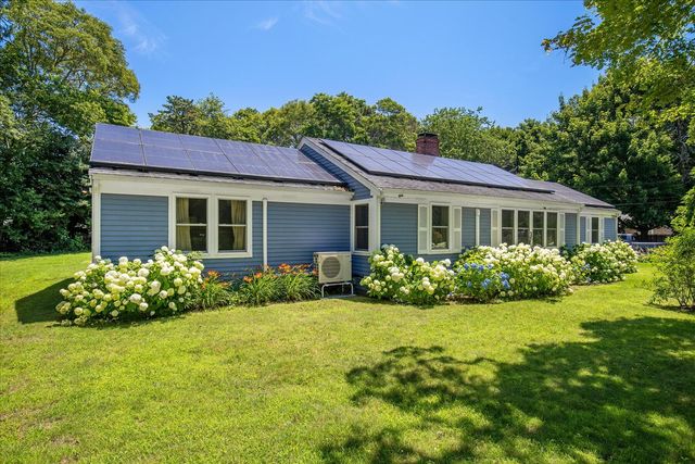 160 Lincoln Road, Hyannis, MA 02601