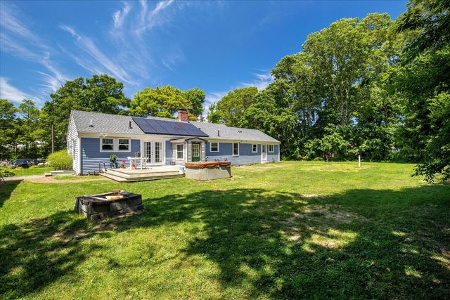 160 Lincoln Road, Hyannis, MA 02601