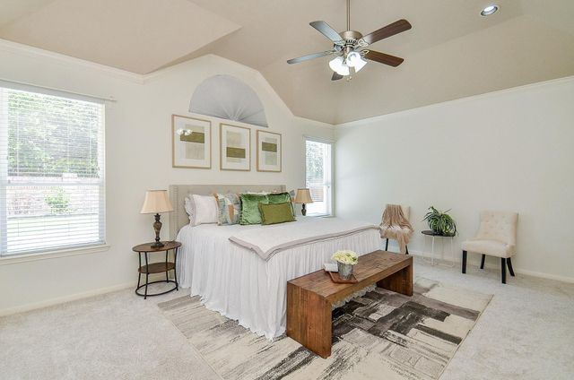 723 Overdell Drive, Sugar Land, TX 77479