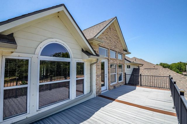 723 Overdell Drive, Sugar Land, TX 77479