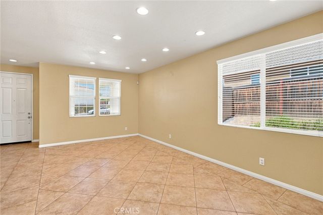 19316 Aspenleaf, Perris, CA 92570
