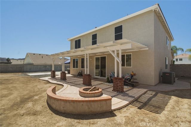 19316 Aspenleaf, Perris, CA 92570