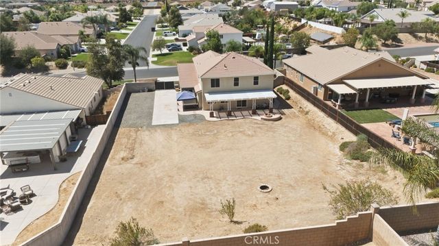 19316 Aspenleaf, Perris, CA 92570