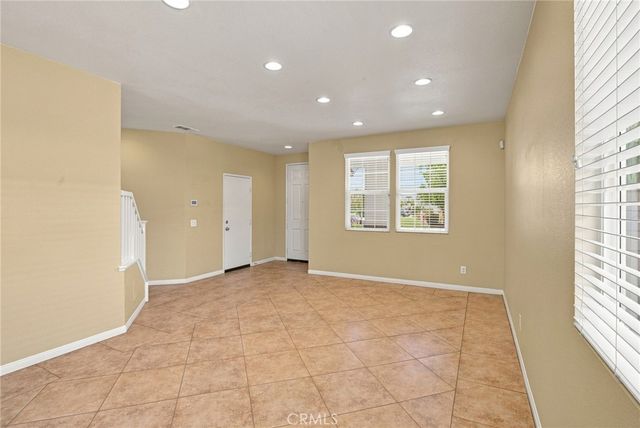 19316 Aspenleaf, Perris, CA 92570