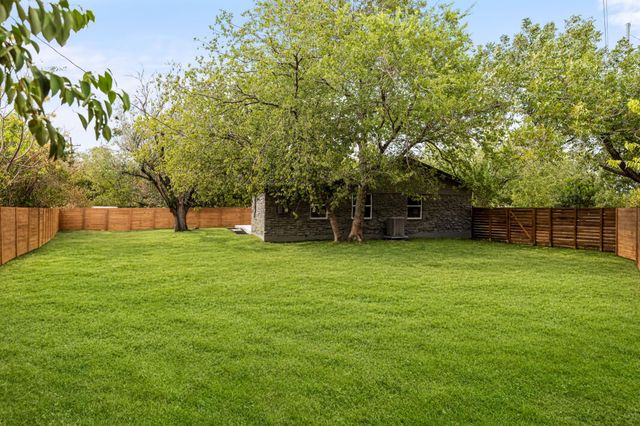 2103 Fordham CV, Austin, TX 78723
